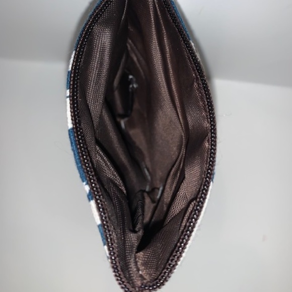 Polar Bear Patterned Coin Pouch - Picture 3 of 3